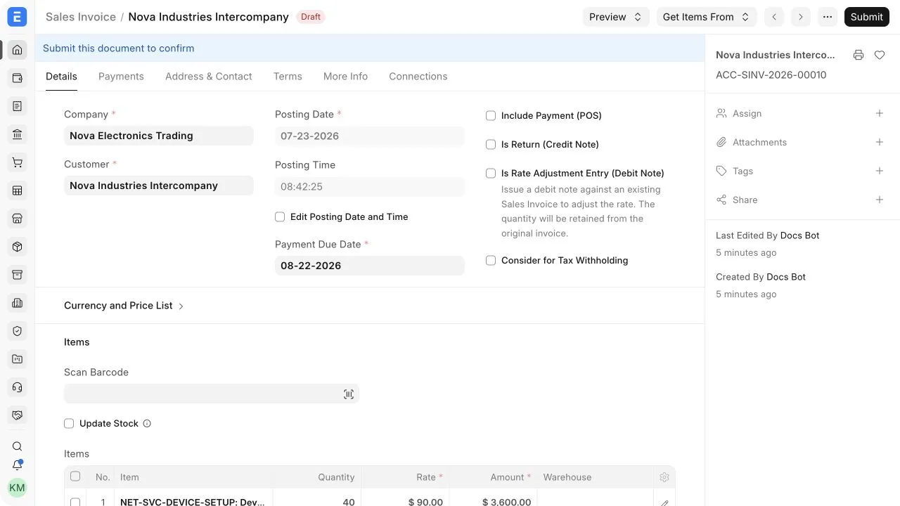 Hóa đơn bán hàng hiển thị Nova Electronics Trading là Công ty và Nova Industries Intercompany là Khách hàng.